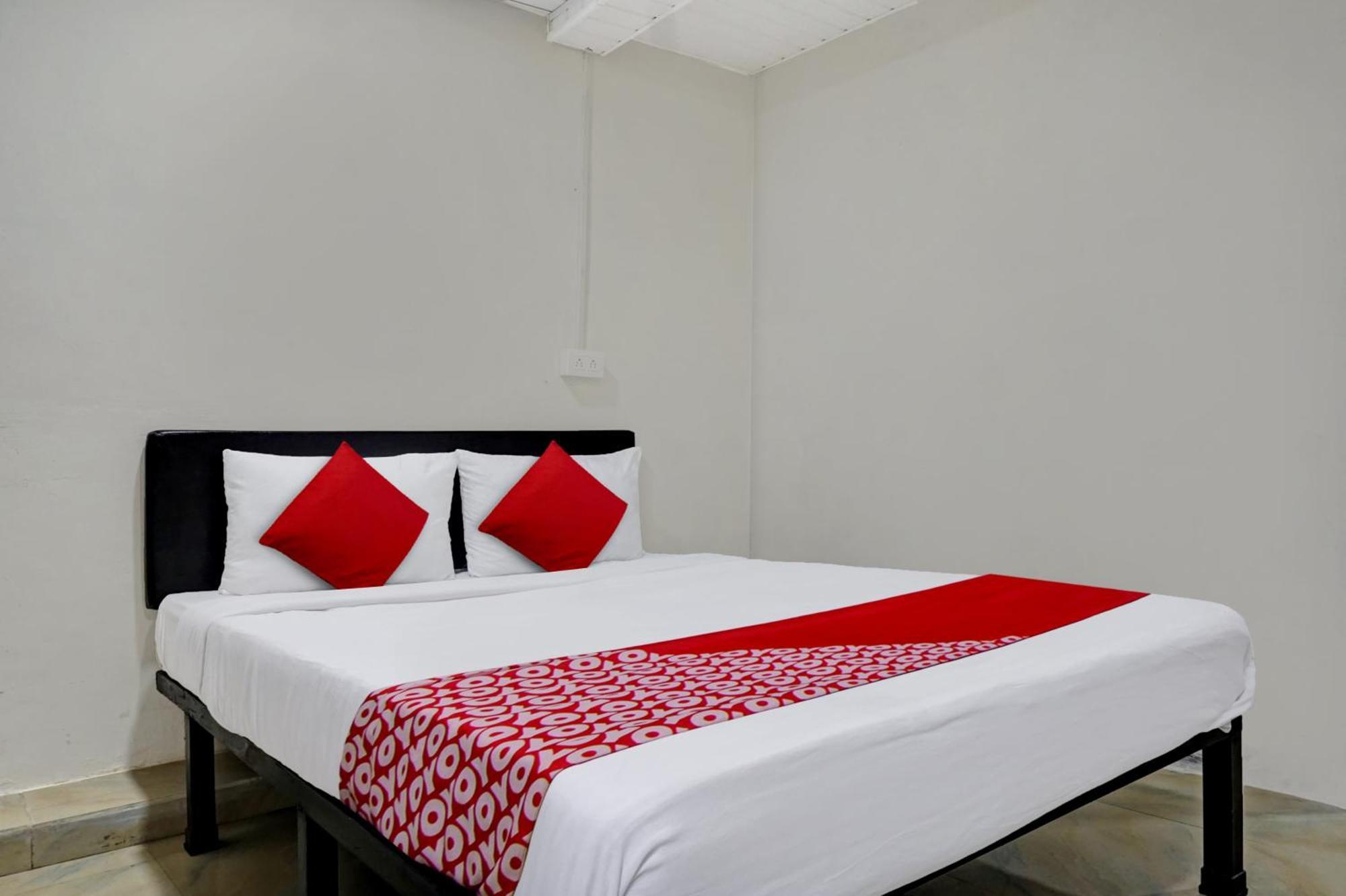 Hotel O Metro View Pimpri-Chinchwad Екстер'єр фото