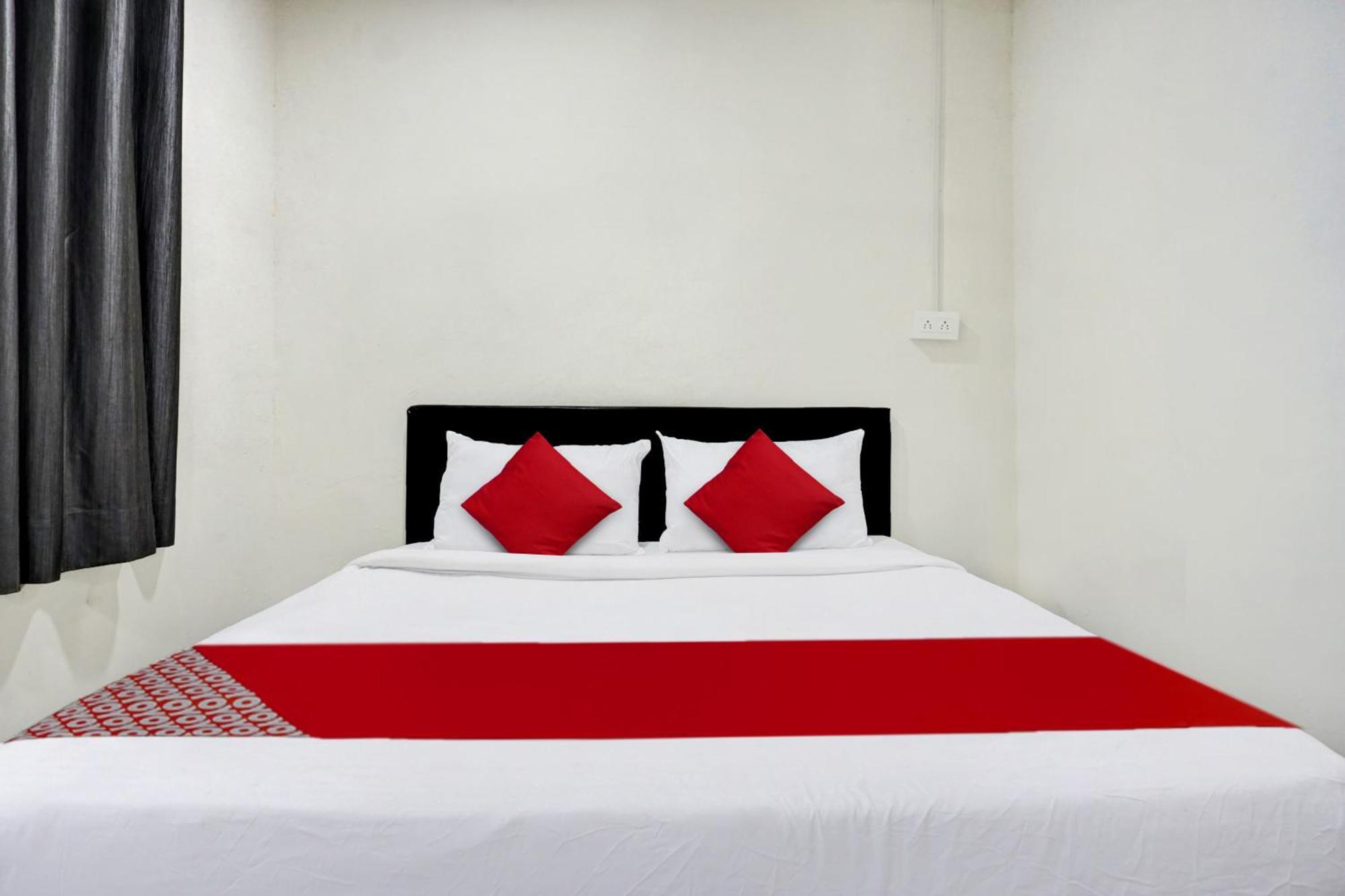 Hotel O Metro View Pimpri-Chinchwad Екстер'єр фото