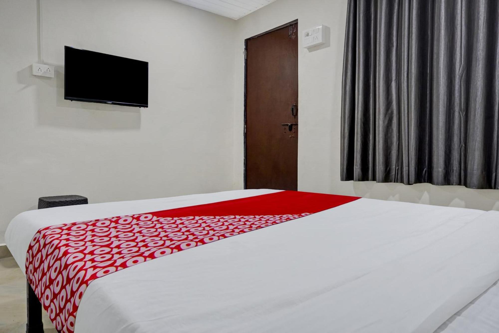 Hotel O Metro View Pimpri-Chinchwad Екстер'єр фото